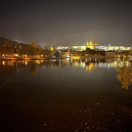 Hostel Downtown Praha Bagian luar foto