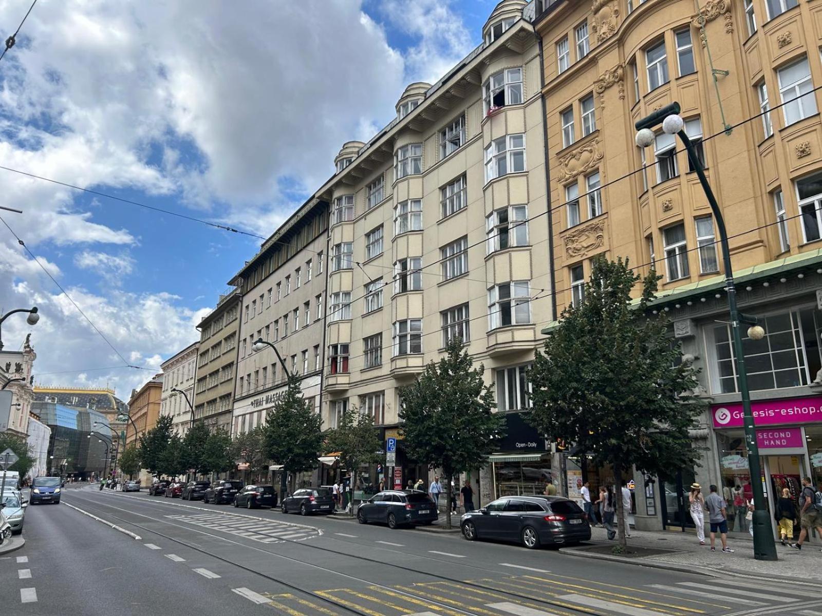 Hostel Downtown Praha Bagian luar foto