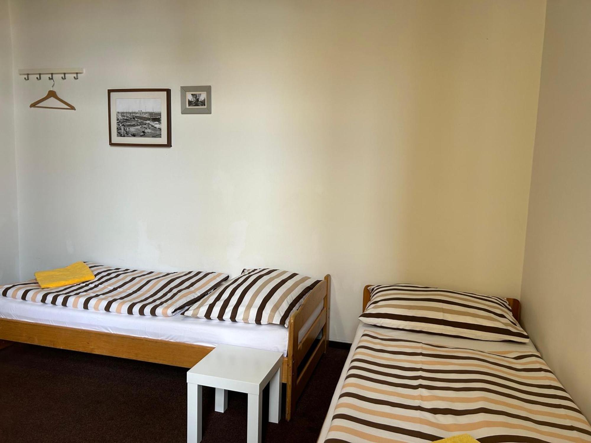 Hostel Downtown Praha Bagian luar foto
